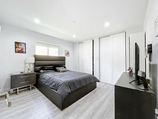 Building Photo - 2171 NW 87th Ave