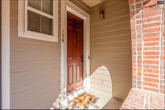 Building Photo - 6703 S Winnipeg Cir