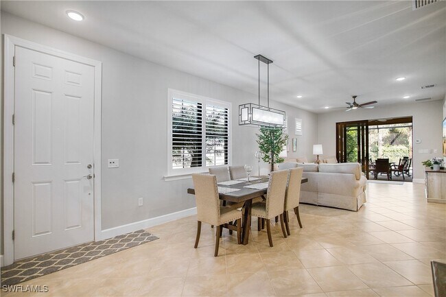 Building Photo - 7674 Jacaranda Ln