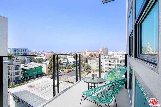 Building Photo - 2847 Leeward Ave