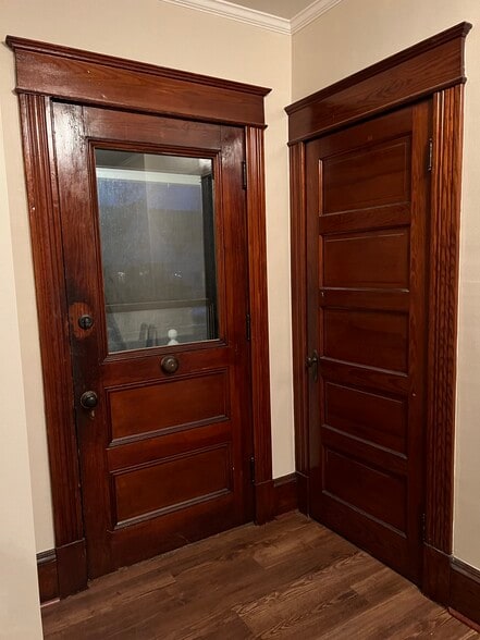 Front hall and entry - 8 Grove St