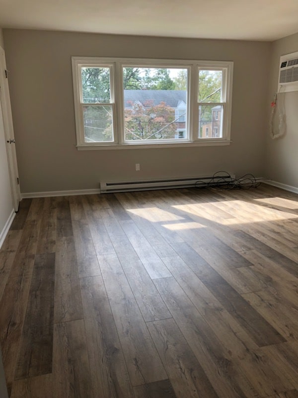 Building Photo - 148 Willow Ave