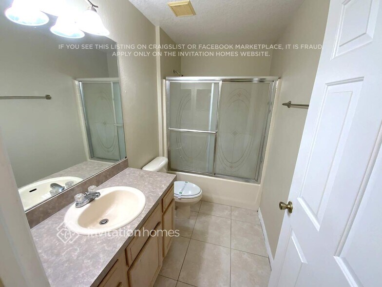 Building Photo - 521 Mobley Dr