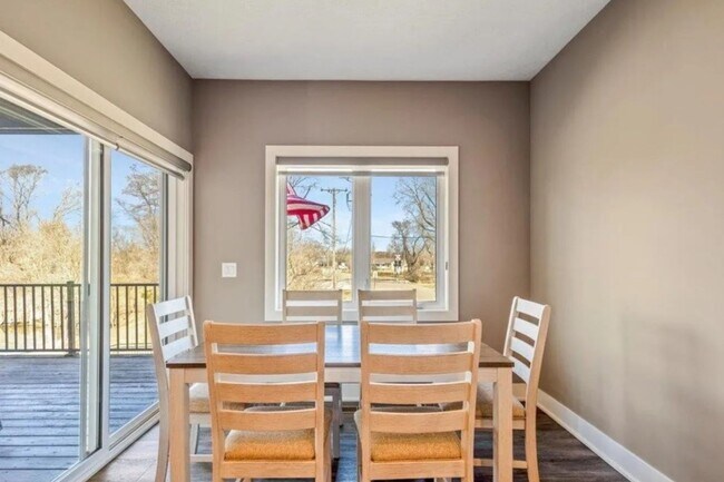 Building Photo - Waterfront Home in Buccaneer Bay with 3-Car Garage & Walkout Basement
