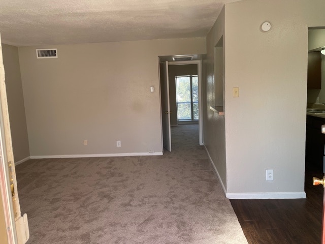 Building Photo - ZZZ - Lakeridge