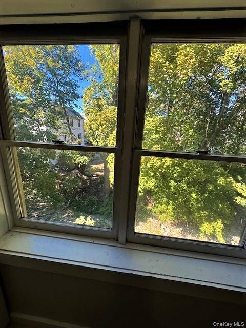 Building Photo - 282 Main St