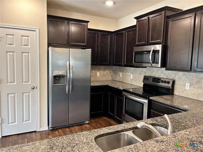 Building Photo - 1309 Juneberry Pk Dr