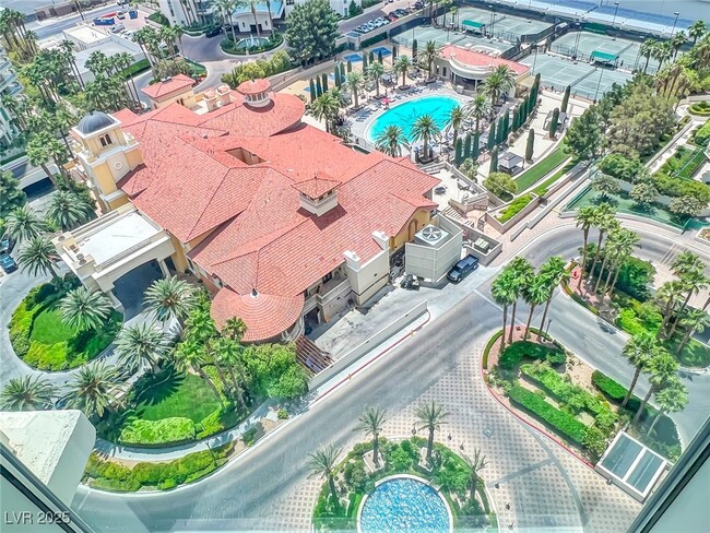 Building Photo - 2777 Paradise Rd