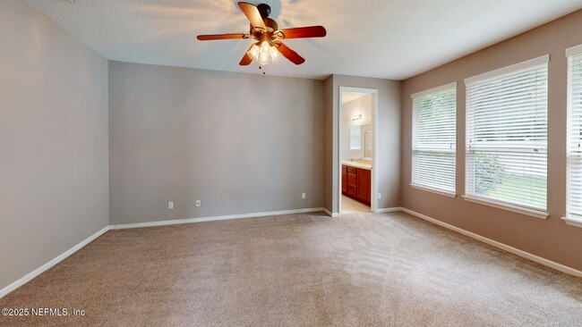 Building Photo - 15707 Lexington Park Blvd
