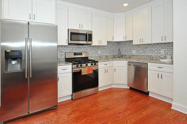Primary Photo - 1714 West Virginia Ave NE
