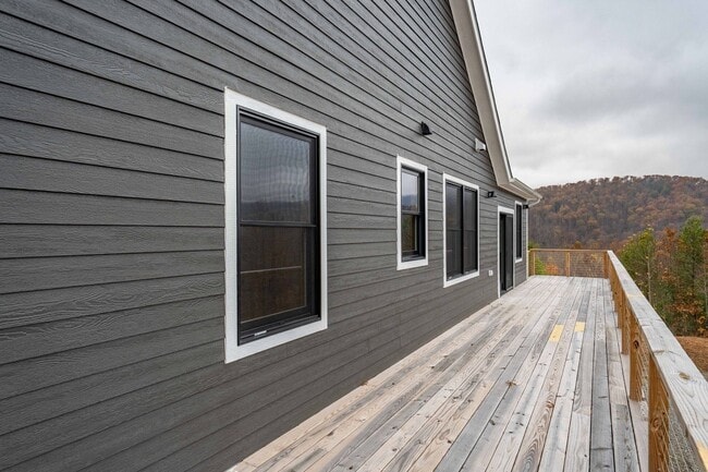 Building Photo - Spacious, Serene, and Brand New: 3BR Home ...