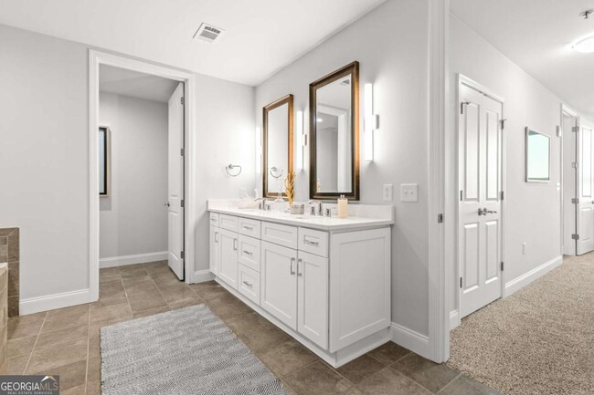 Building Photo - 270 17th St NW