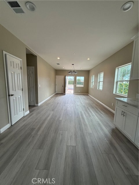 Building Photo - 7398 N Maple Ave