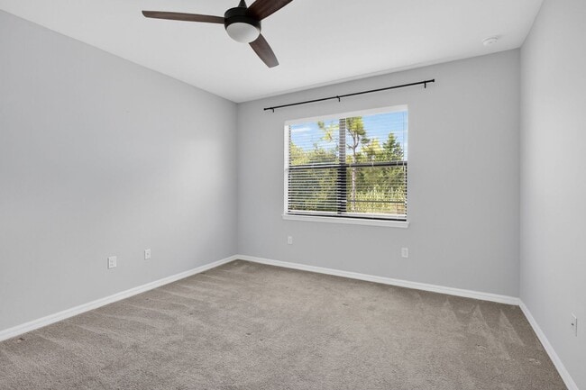 Building Photo - Annual Unfurnished 2 Bedroom 2 Bathroom with a Den located in the Preserve at the West Villages!