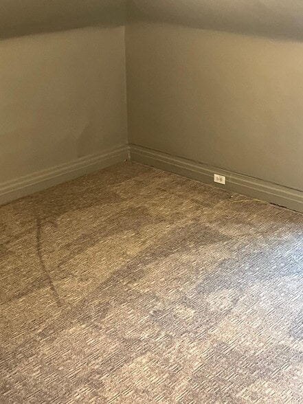 Building Photo - 601 Chestnut St