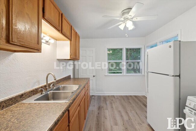 Building Photo - 1109 Turner Ave