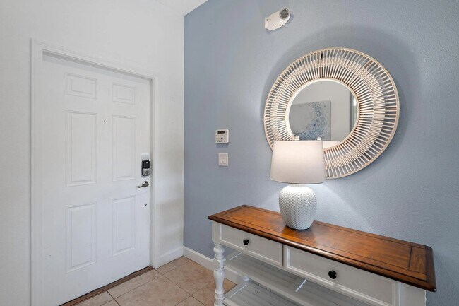 Building Photo - Stunning 4BR Resort Home in Four Corners, ...