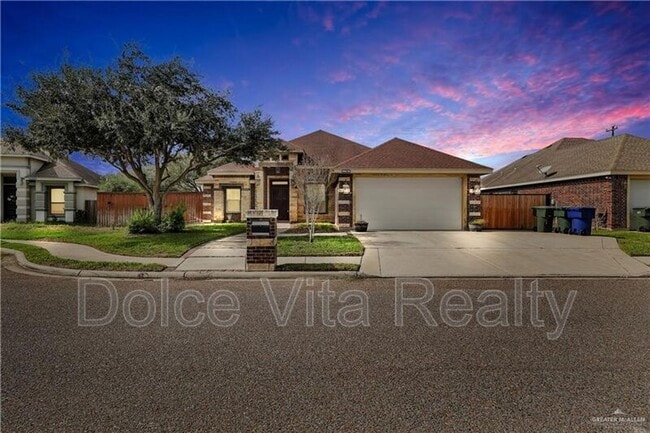 Primary Photo - 1106 Rio Blanco St