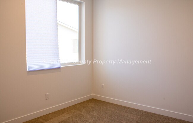 Building Photo - LEASE PENDING - Modern Style Home SLO Home - 3 Bedroom / 2.5 Bathroom