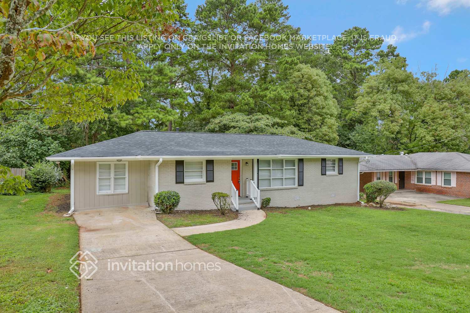 Building Photo - 2422 Shamrock Dr