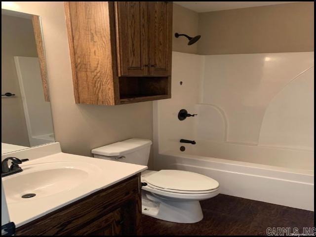 Building Photo - 2405 Canterbury Ln