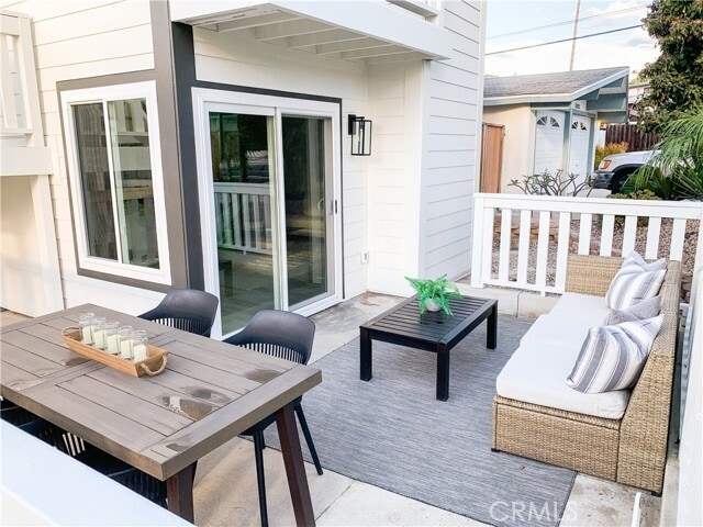 Building Photo - 26753 Avenida Las Palmas