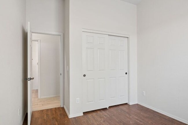 Building Photo - 2763 N Raven