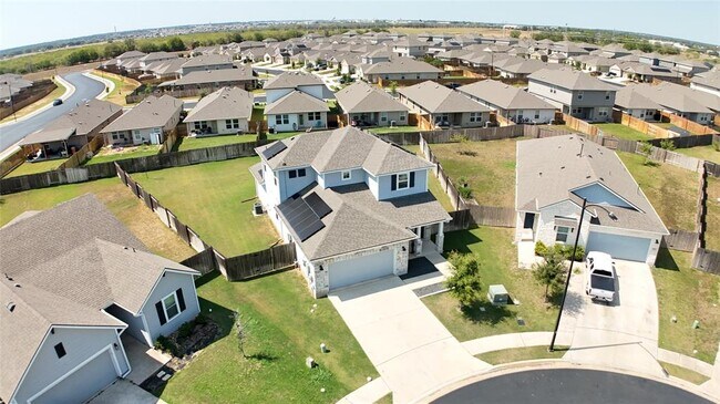 Building Photo - 410 Watercourse Wy