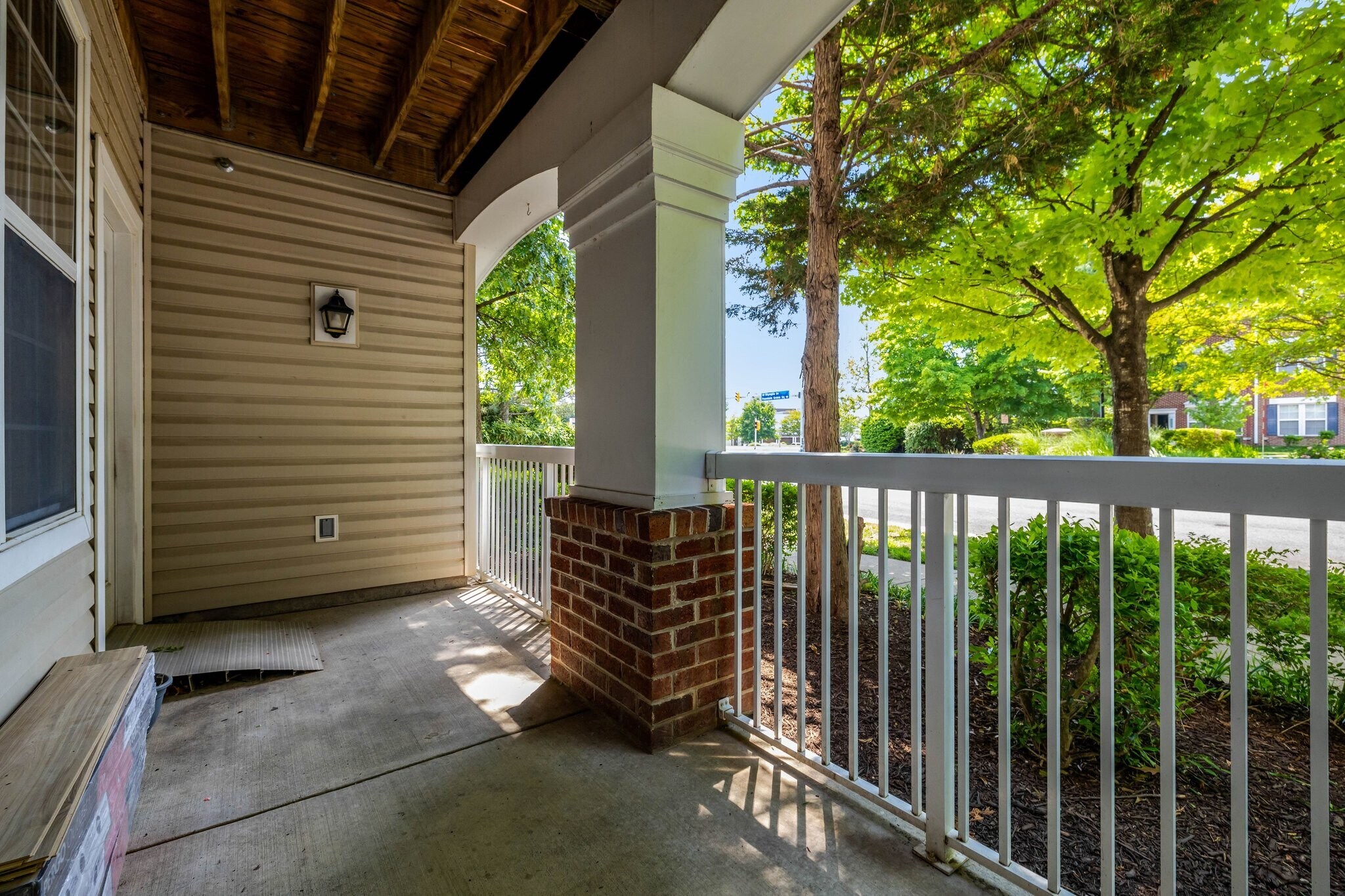 Building Photo - 42421 Rockrose Sq