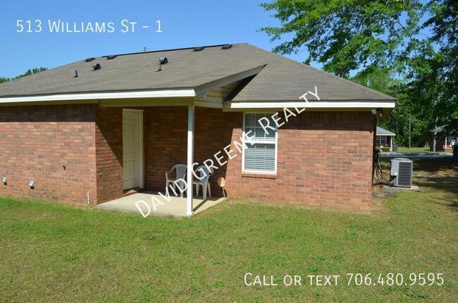 Building Photo - 513 Williams St