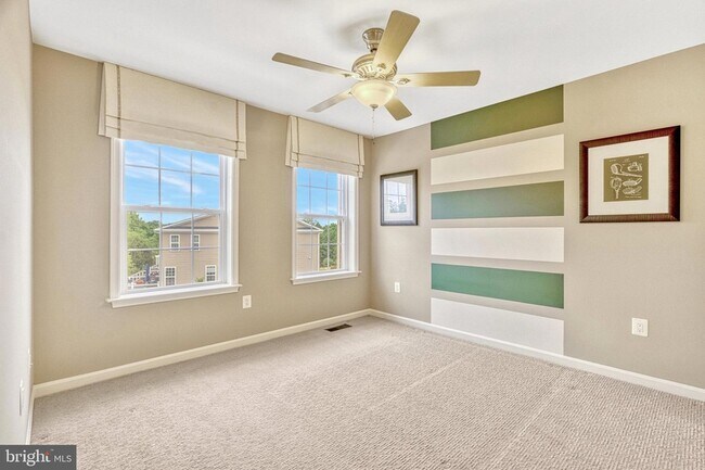 Building Photo - 21491 Willow Breeze Sq
