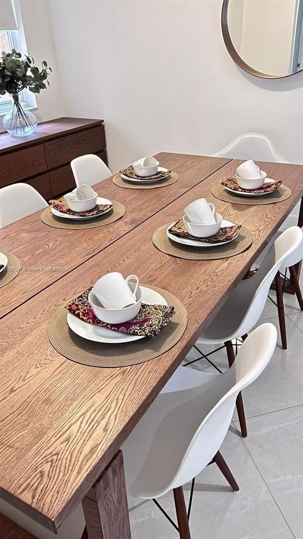 Building Photo - 19701 E Country Club Dr