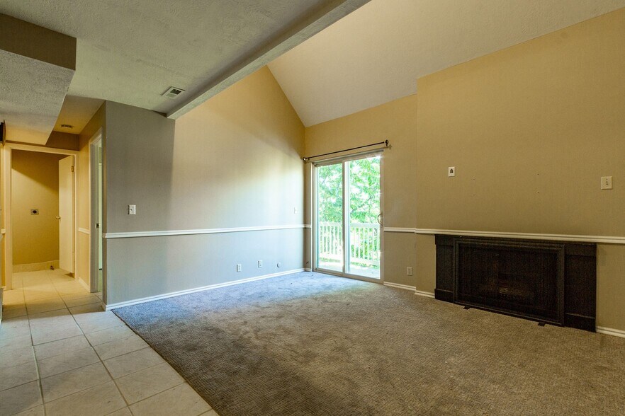 Building Photo - 88 W 50 S Unit C 12