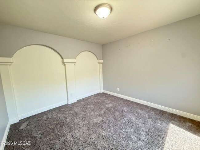 Building Photo - 4433 S Avenida Don Pepe