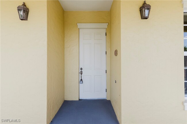 Building Photo - 5068 Annunciation Cir
