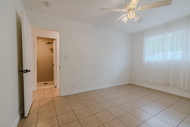 Building Photo - 52801 Avenida Alvarado