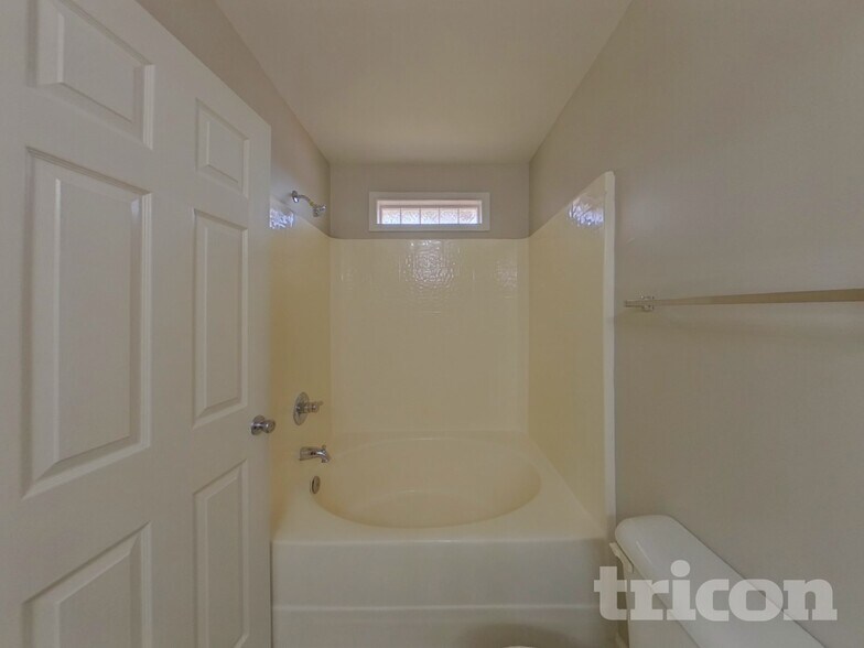 Building Photo - 125 St Andrews Pl Dr