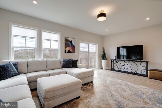 Building Photo - 105 Checkerspot Wy