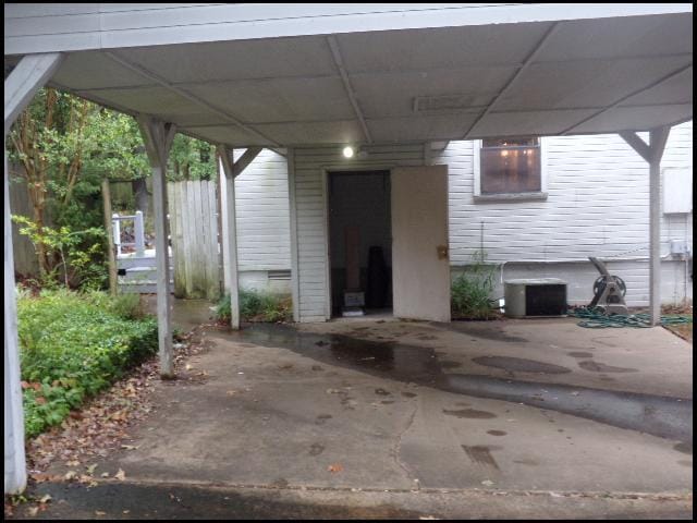 Building Photo - 16 Woodlore Cir