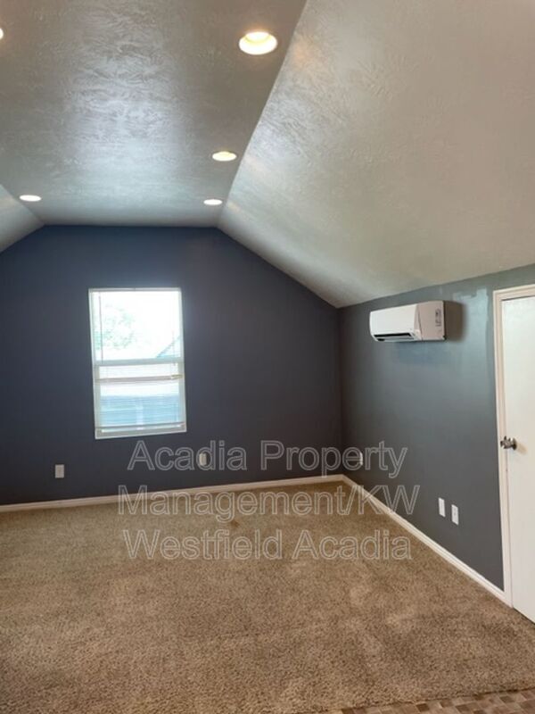 Building Photo - 4172 W Lakebridge Drive