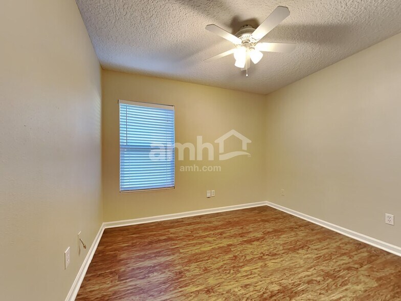 Building Photo - 525 Juniper Spring Ct