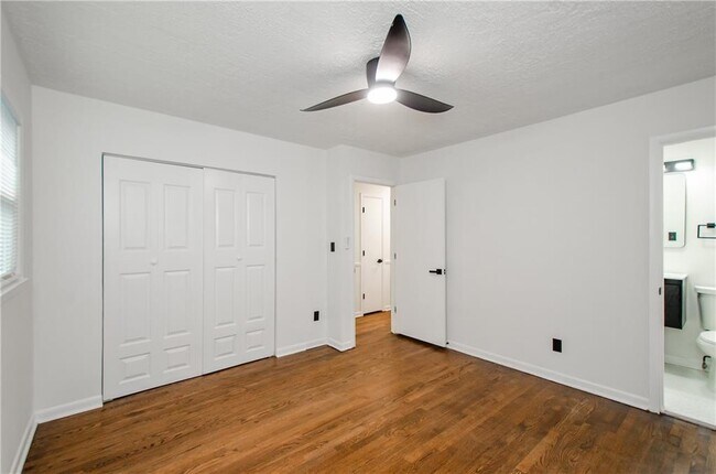 Building Photo - 3833 Wedgefield Cir