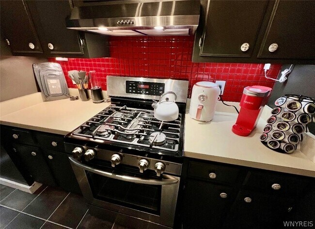 Building Photo - 25 Whitney Pl