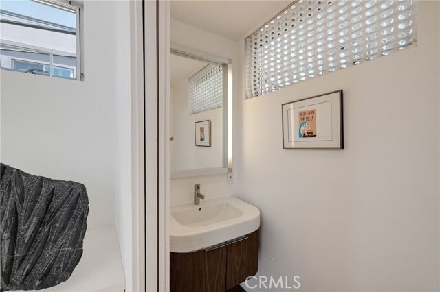 Building Photo - 27 Driftwood St