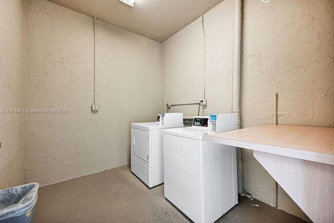 Building Photo - 7740 Camino Real