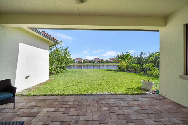 Building Photo - 12055 Lake Trail Ln