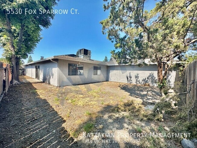 Building Photo - 5530 Fox Sparrow Ct