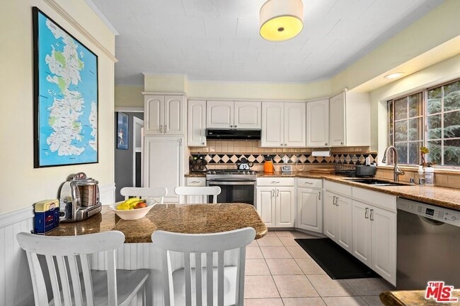 Building Photo - 2302 Berkeley Ave