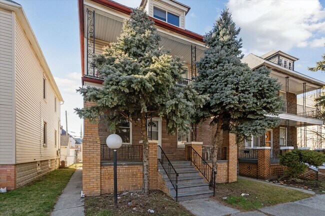 Building Photo - 9391 McDougall