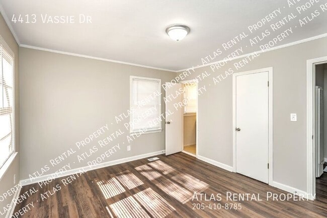 Building Photo - 4413 Vassie Dr